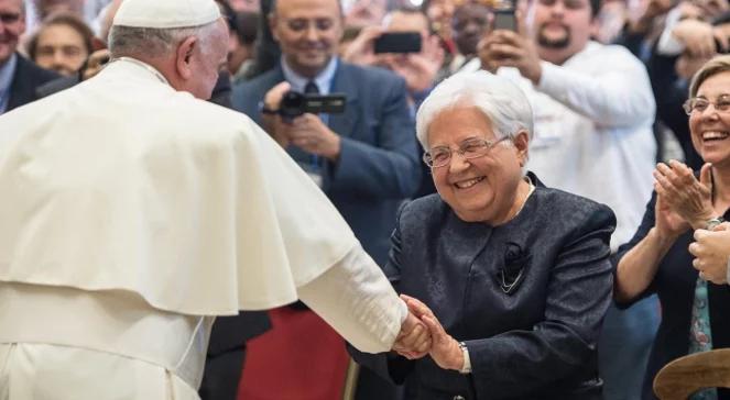  Franciszek: także papież wiosłuje, gdy łódź Kościoła miota się na falach