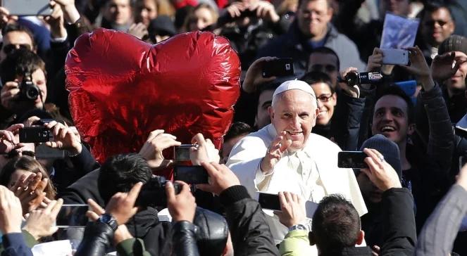 Papież Franciszek: nie ma idealnego męża ani żony 