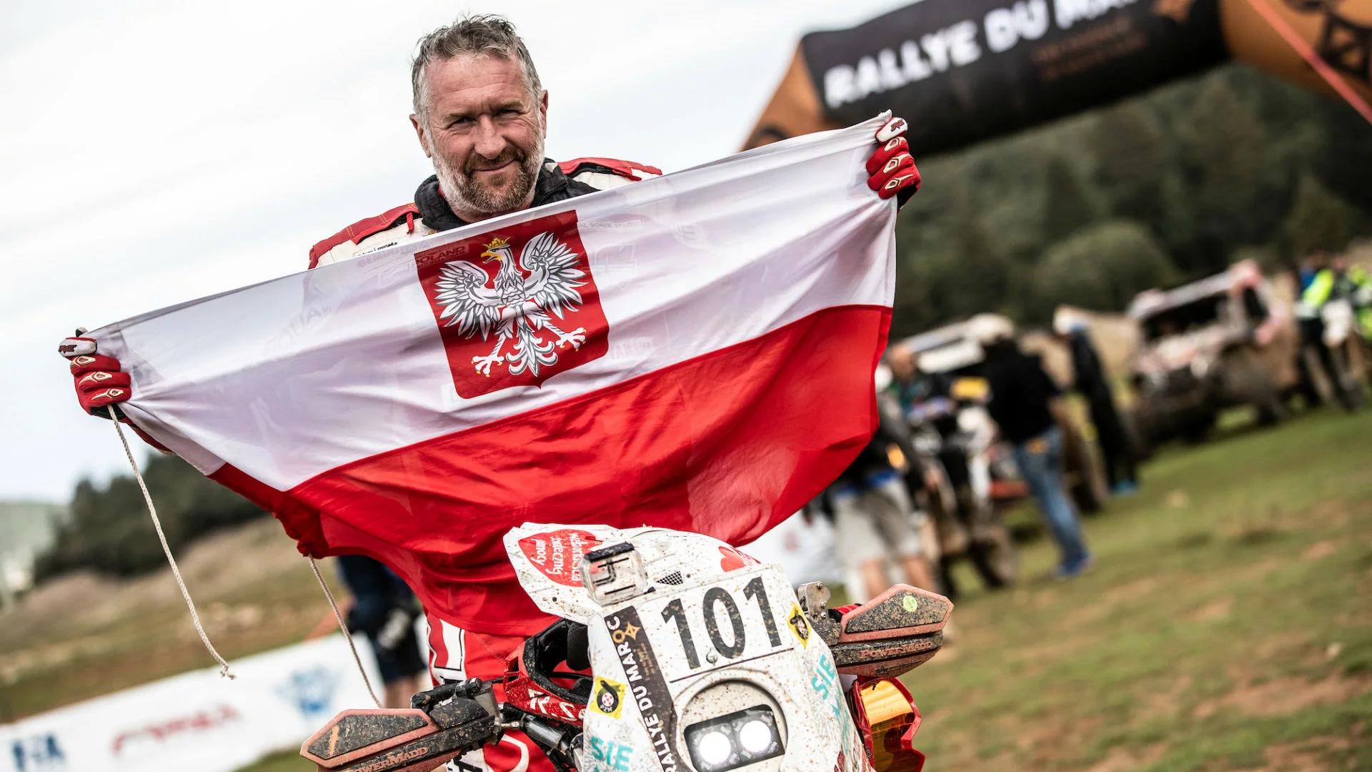 Rajd Dakar 2019: Rafał Sonik w innej roli na "biwaku". "Wynik Przygońskiego cieszy"