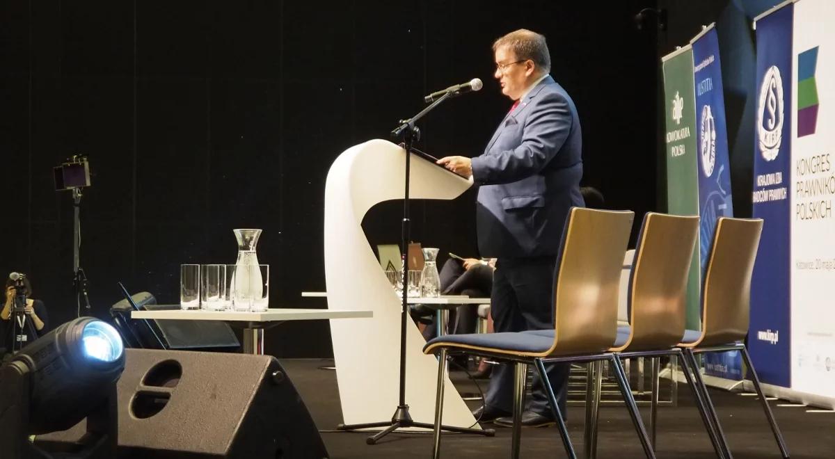 Prezydencki minister: dialog ze środowiskiem prawniczym jest prowadzony