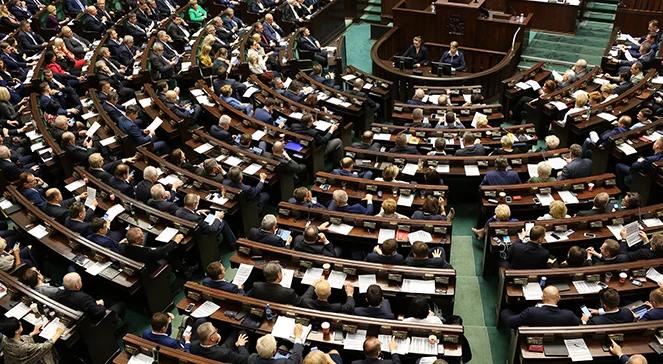 Debata Poranka: Publicyści o poparciu dla PiS i PO