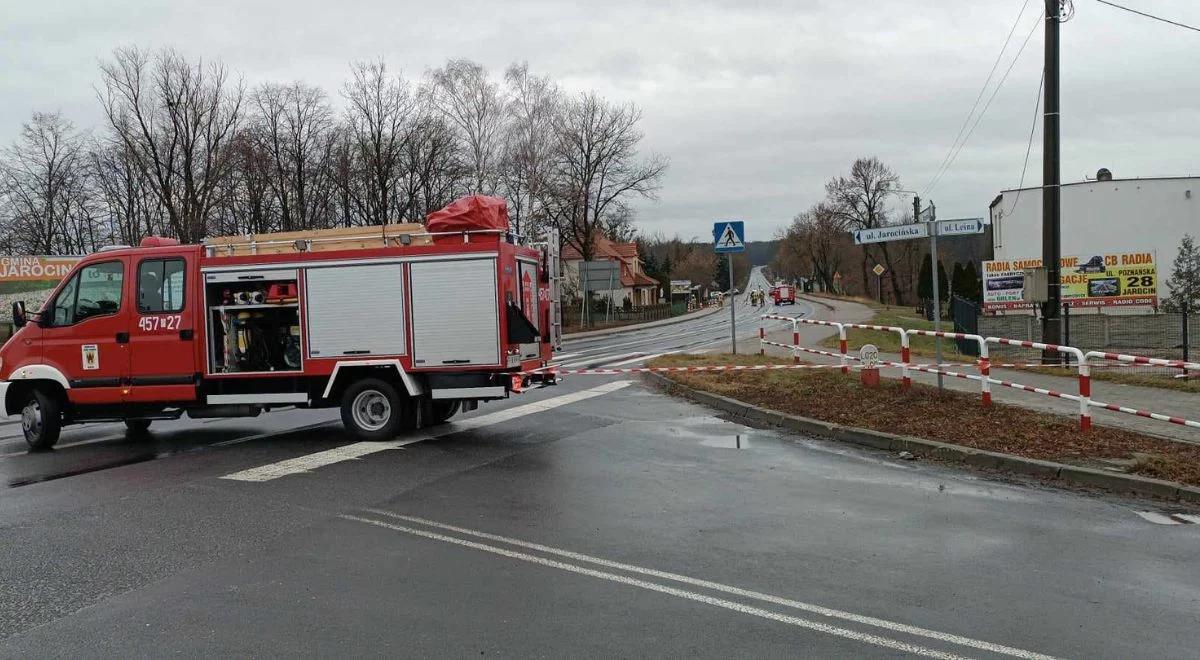 Nastolatek zginął potrącony przez dwa auta. Policja apeluje o pomoc