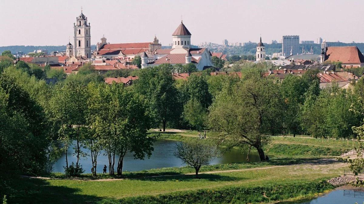 Polacy kochają Wilno, ale warto ruszyć dalej. Oto nieoczywiste miejsca na Litwie