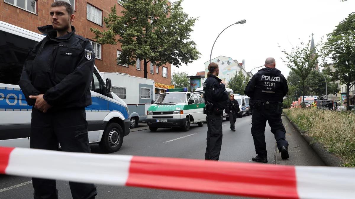 Masowa bójka w Berlinie. Nie żyje 30-latek. Policjanci żądają zmian w przepisach