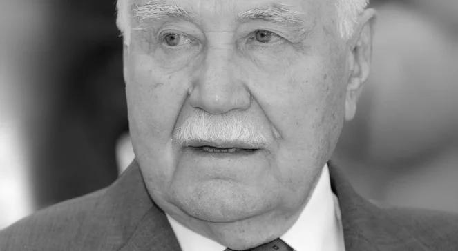 Trumna z ciałem Kaczorowskiego zostanie wystawiona na UWr
