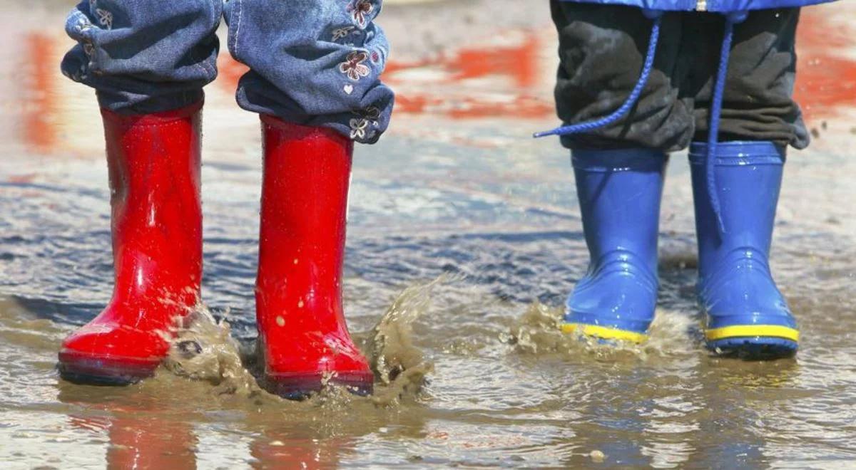 Pogoda na weekend: w całym kraju deszczowo. Od niedzieli więcej słońca