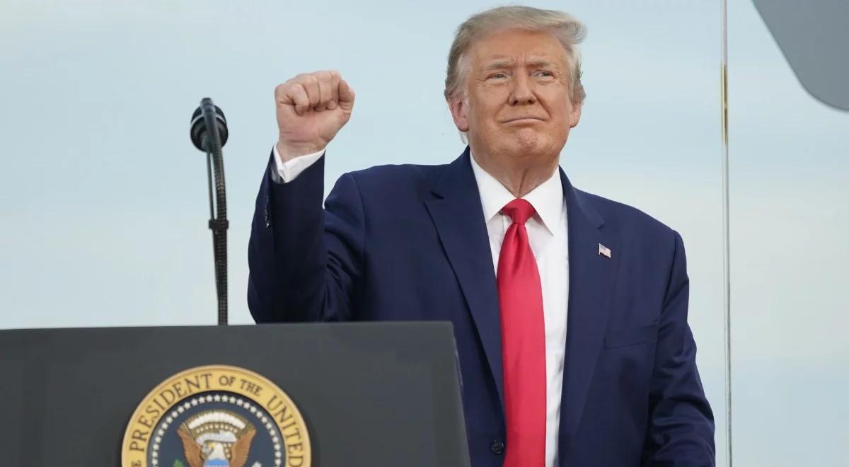 Pandemia koronawirusa. Trump: zmniejsza się śmiertelność wśród zakażonych