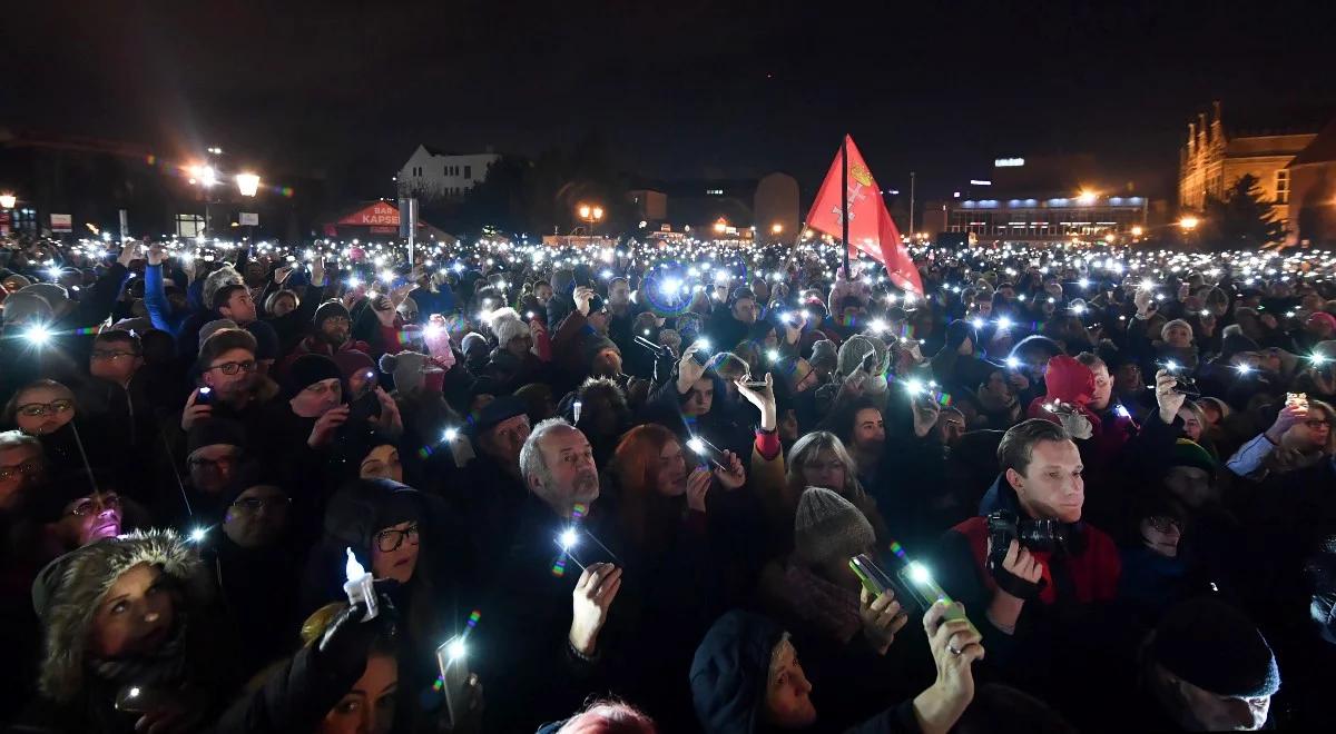 Drugi dzień uroczystości pamięci Pawła Adamowicza. Wieczorem wiec z udziałem premiera