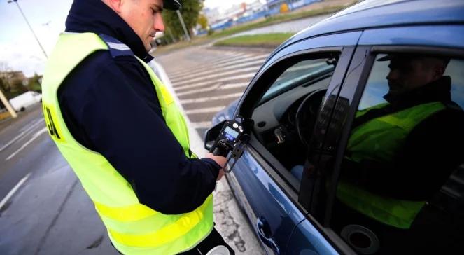 Polacy wracają do domów. Policja w akcji
