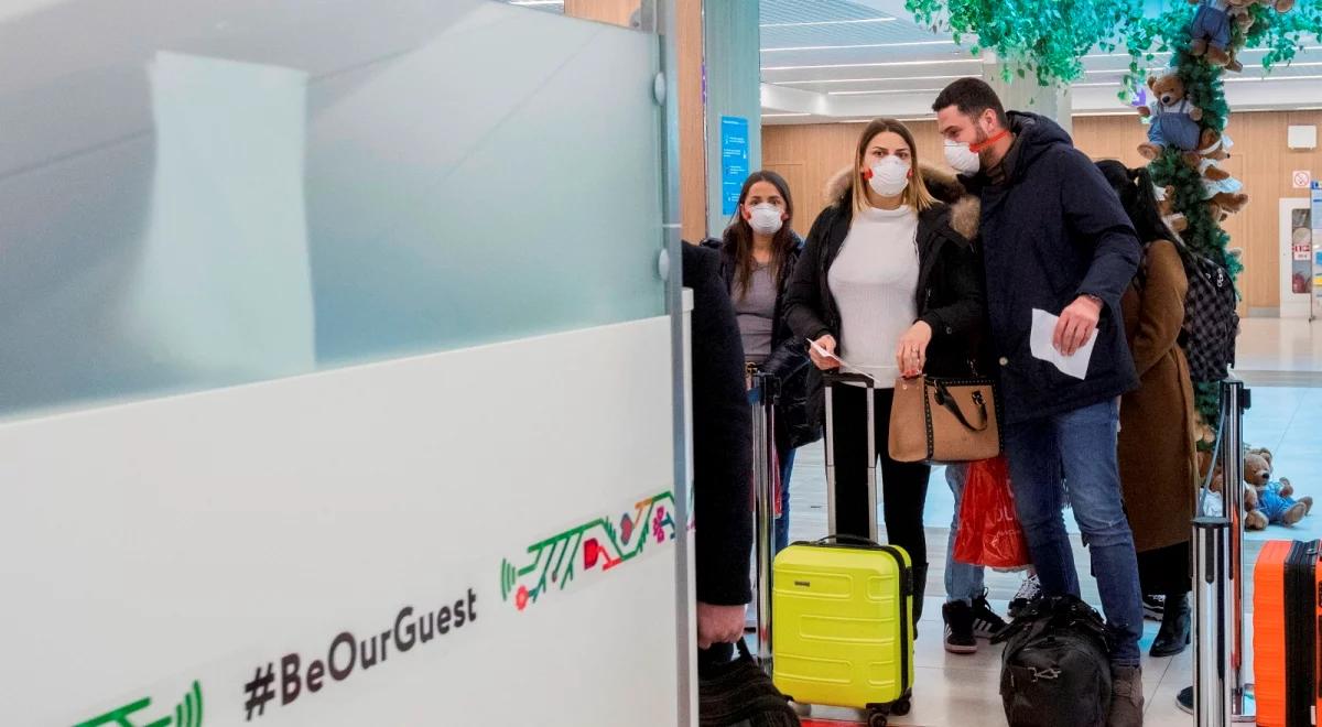 Tajwańscy celnicy odebrali dwóm Polakom ponad 3 tys. maseczek ochronnych