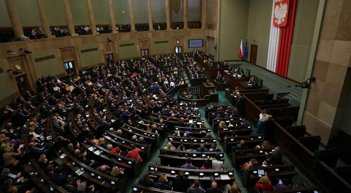 Sejm przyjął uchwałę ws. dochodzenia przez Polskę reparacji wojennych od Niemiec