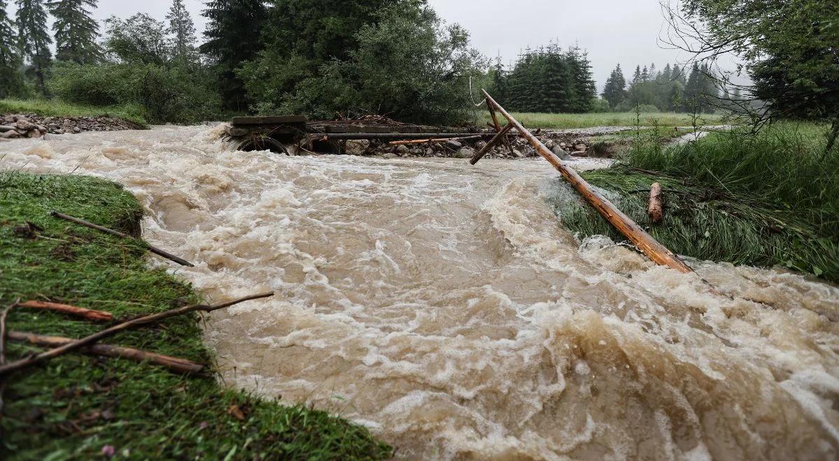 11 stacji hydrologicznych z rekordem opadów. IMGW alarmuje
