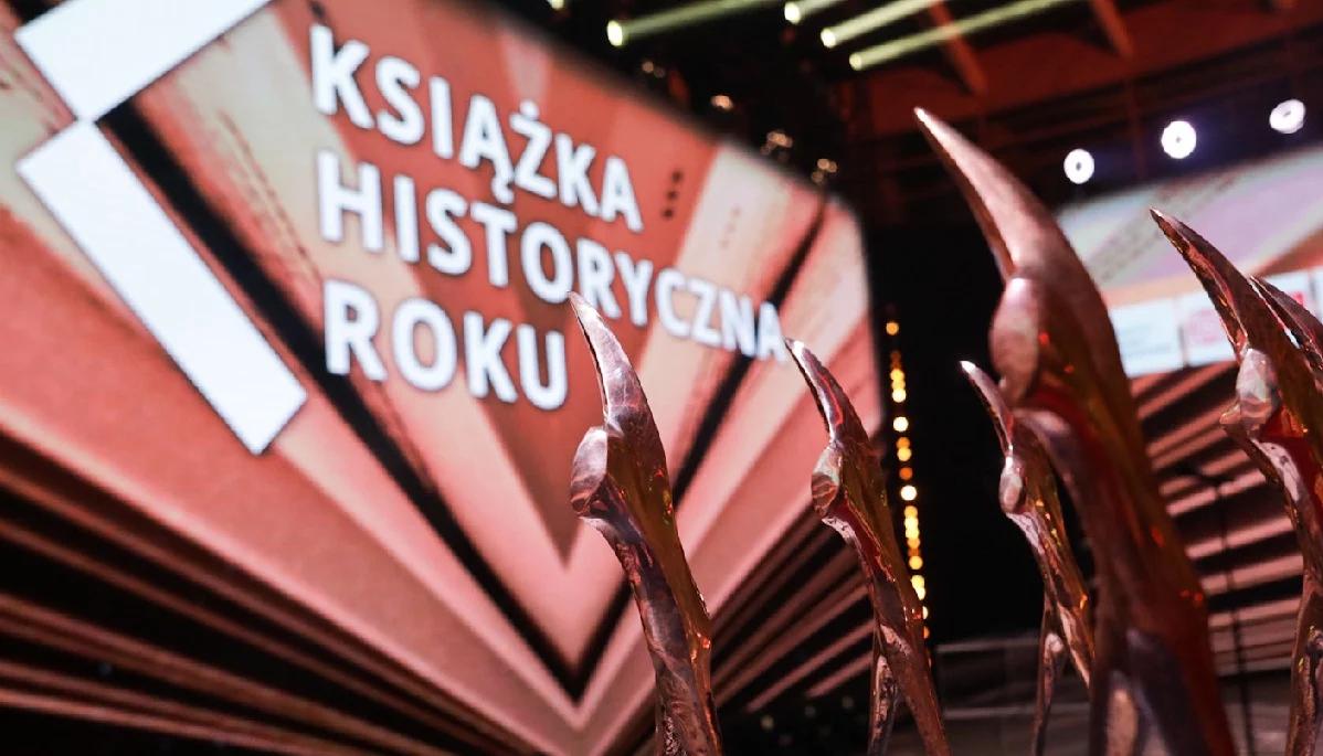 "Książka Historyczna Roku". W dwóch kategoriach nominowano 20 tytułów. Głos mają też czytelnicy