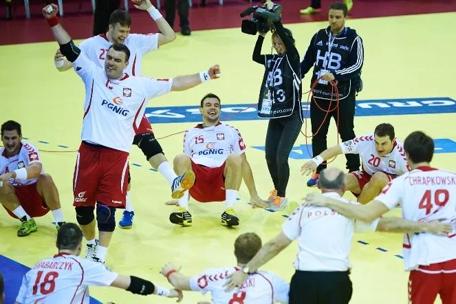ME piłkarzy ręcznych: Polska - Białoruś. Mecz Biało-czerwonych jak u Hitchcocka