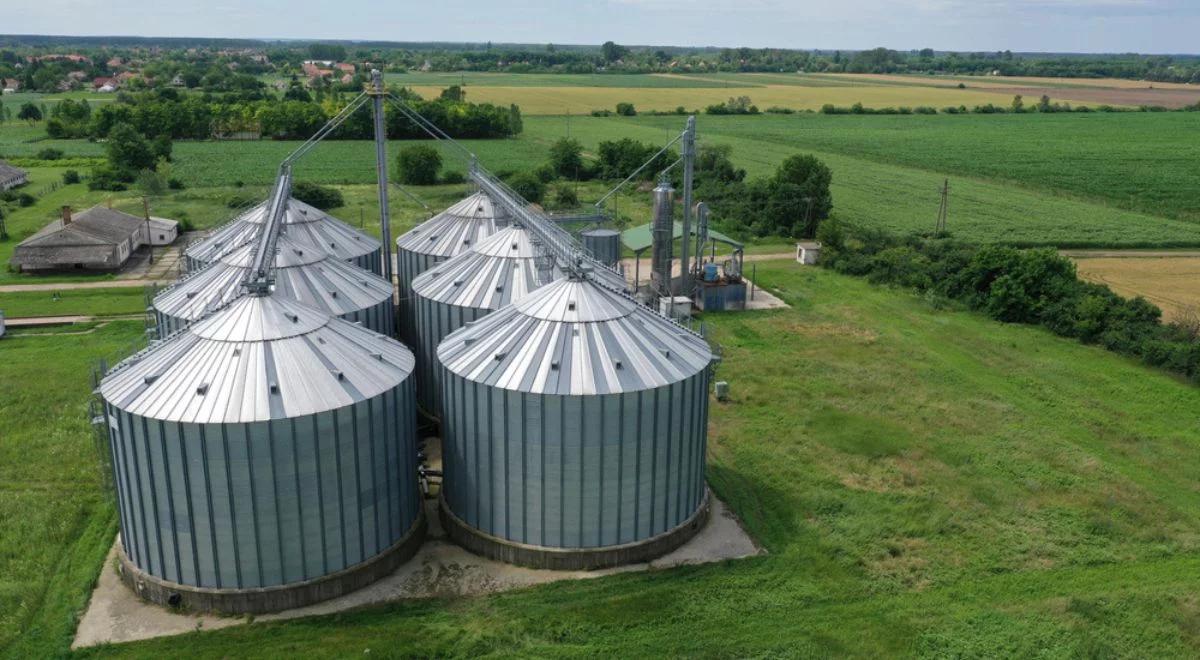 Tysiące wniosków o wsparcie w budowie lub wyposażeniu silosów. ARiMR przypomina o zasadach