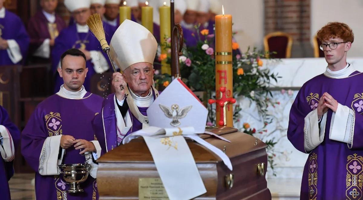 "Misjonarz z powołania". Mateusz Dzieduszycki wspomina abp. Henryka Hosera