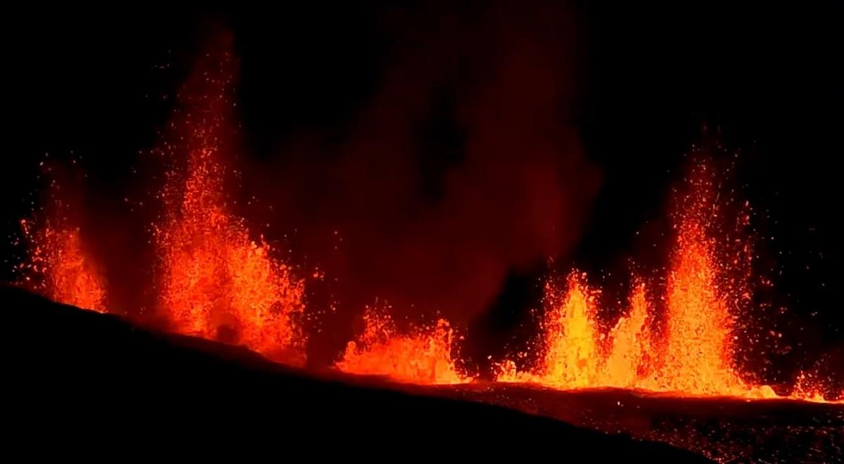 Lawa dotarła do islandzkiego miasta Grindavik. Spowodowała pożar kilku domów