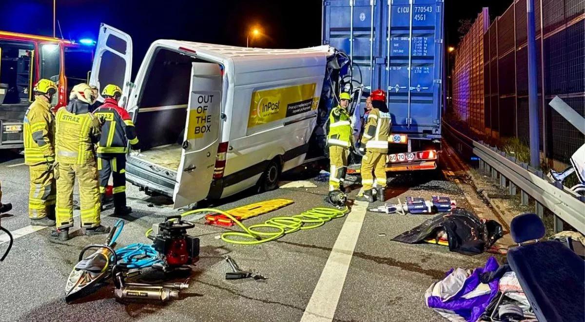 Zginęło 5 osób, tragedia na S2 pod Warszawą. Ustalenia prokuratury
