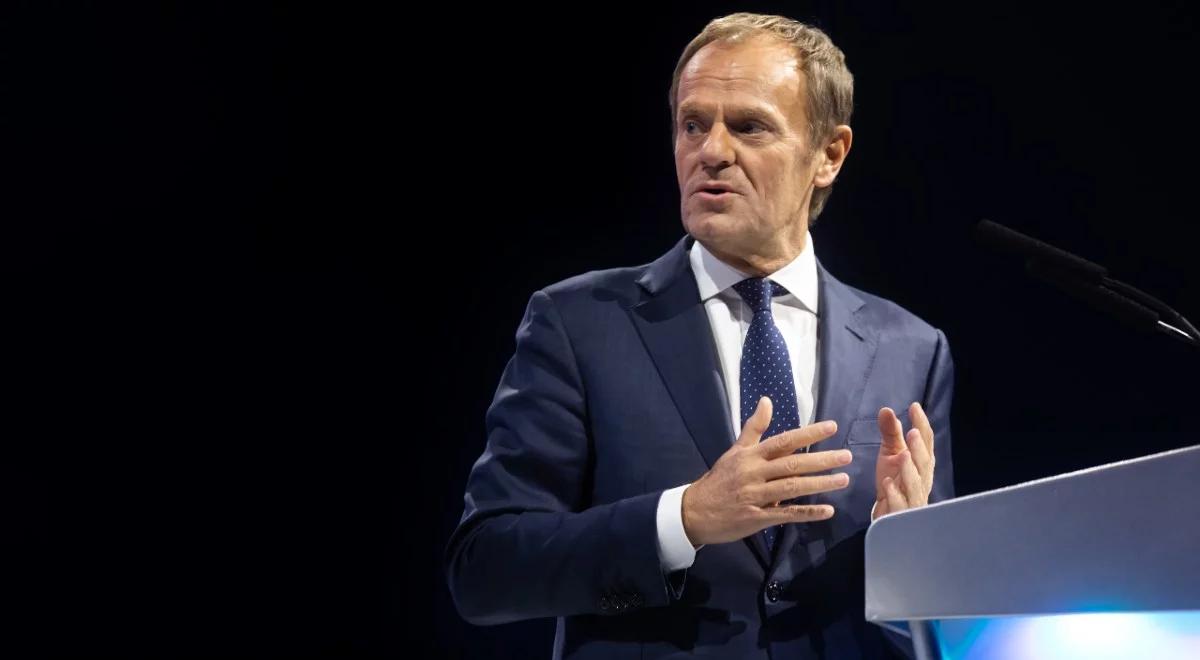 Tusk zaproponował Hołowni ścisłą współpracę. Koziński: nie brakuje tych, którzy chcą kształtować opozycję