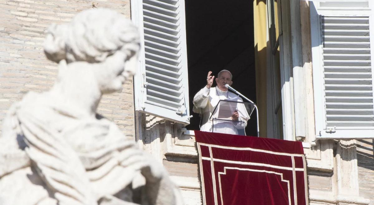 Papież Franciszek: składając świadectwo trzeba proponować, a nie narzucać