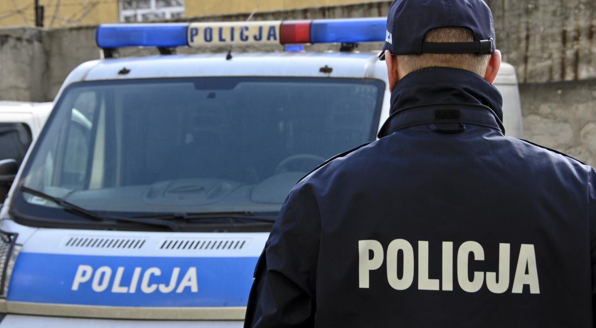 Łódź: dwóch policjantów niegroźnie rannych po nocnym pościgu