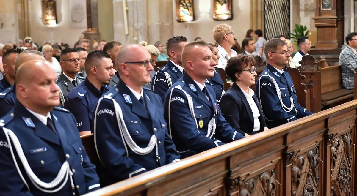 Marszałek Witek na Dolnym Śląsku. Uczestniczyła w mszy św. w intencji funkcjonariuszy policji