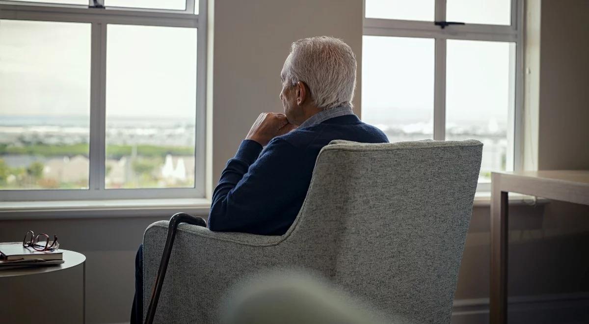 Mózg jak szwajcarski ser. Spójrz na świat oczyma chorego na Alzheimera