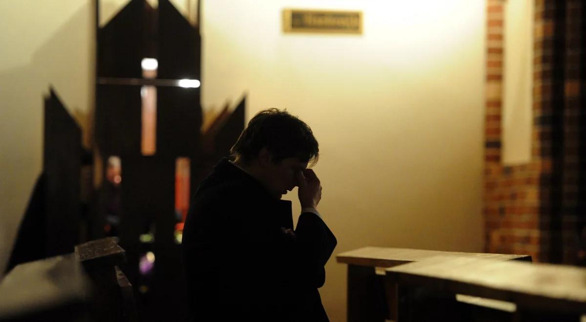 "Noc Konfesjonałów". W Wielki Piątek spowiedź w 111 kościołach