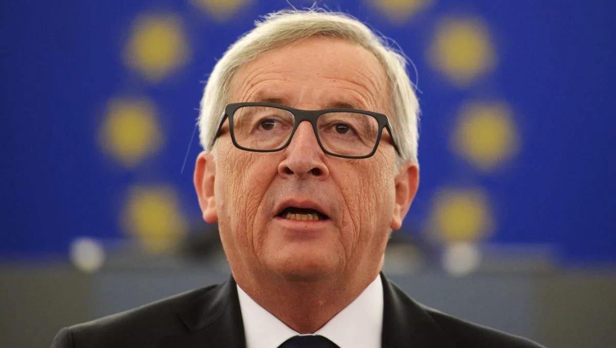 Juncker mówi, że KE nie prowadzi wojny z Polską. Potem przyznaje: mamy problem z obecnym rządem