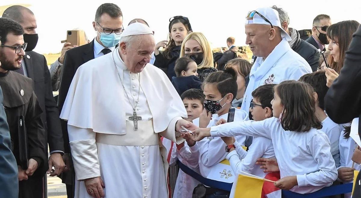 Papież Franciszek z wizytą na Cyprze. "Droga Boga jest prosta, prowadzi do zgody i jedności"