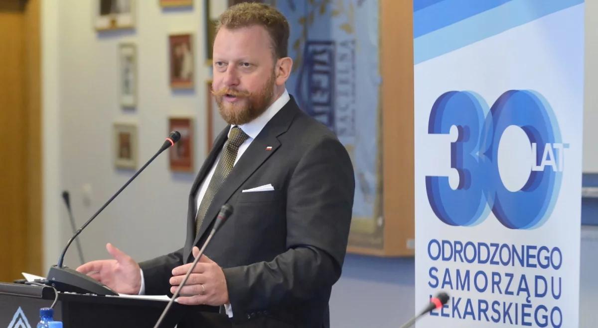 Łukasz Szumowski: bezpłatny pobyt przy dziecku w szpitalu od lipca