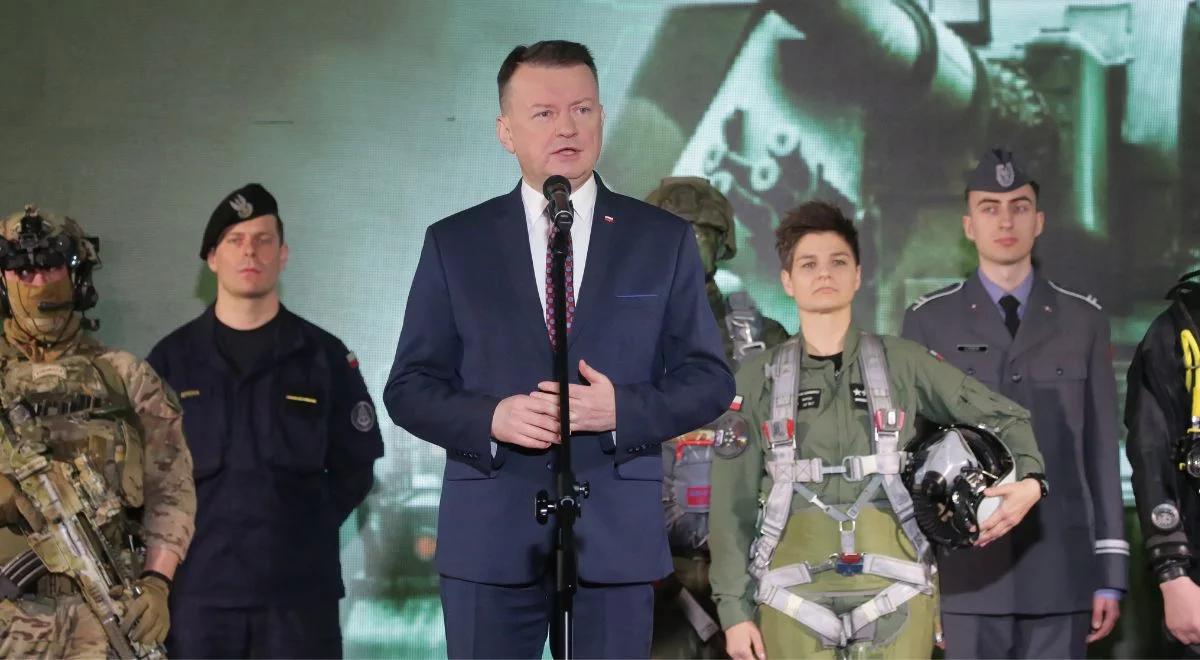 "Wojsko Polskie stanowi wielką szansę osobistego rozwoju". Szef MON zachęca do wstąpienia do armii