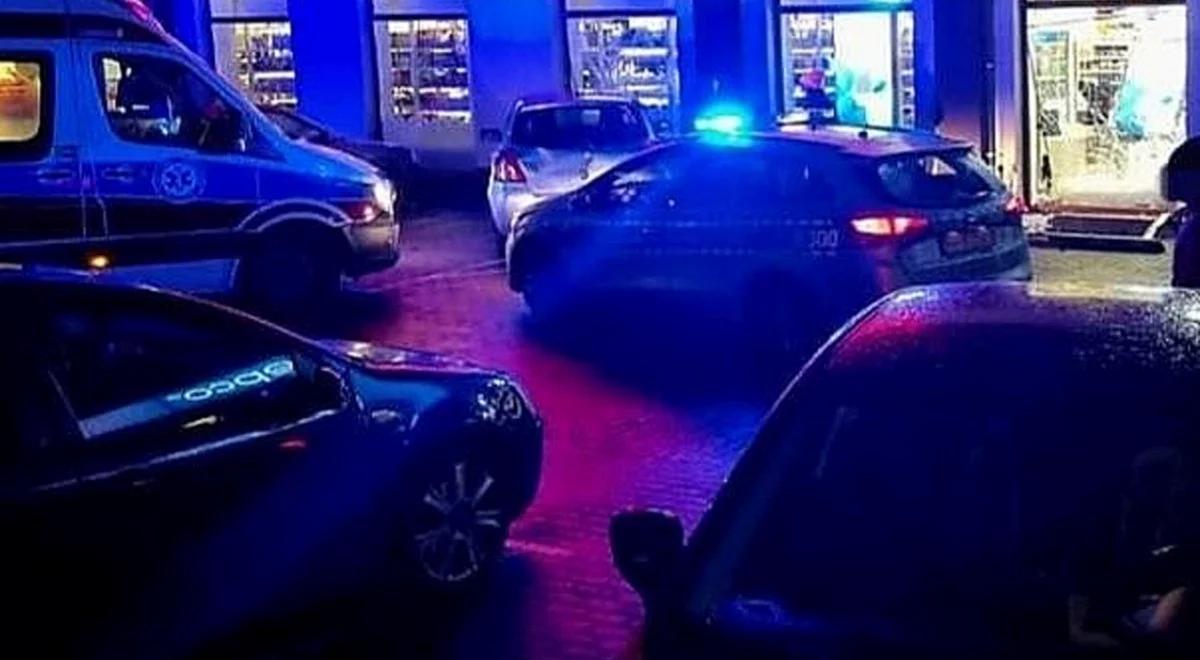 Z impetem wjechał na parking. Potrącił 5-latkę i 17-latkę [WIDEO]