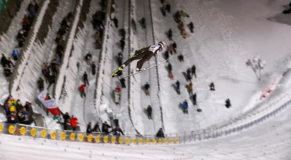 Stoch odleciał w Sapporo. Czuł, że go rozrywa - wideo dla ludzi o silnych nerwach