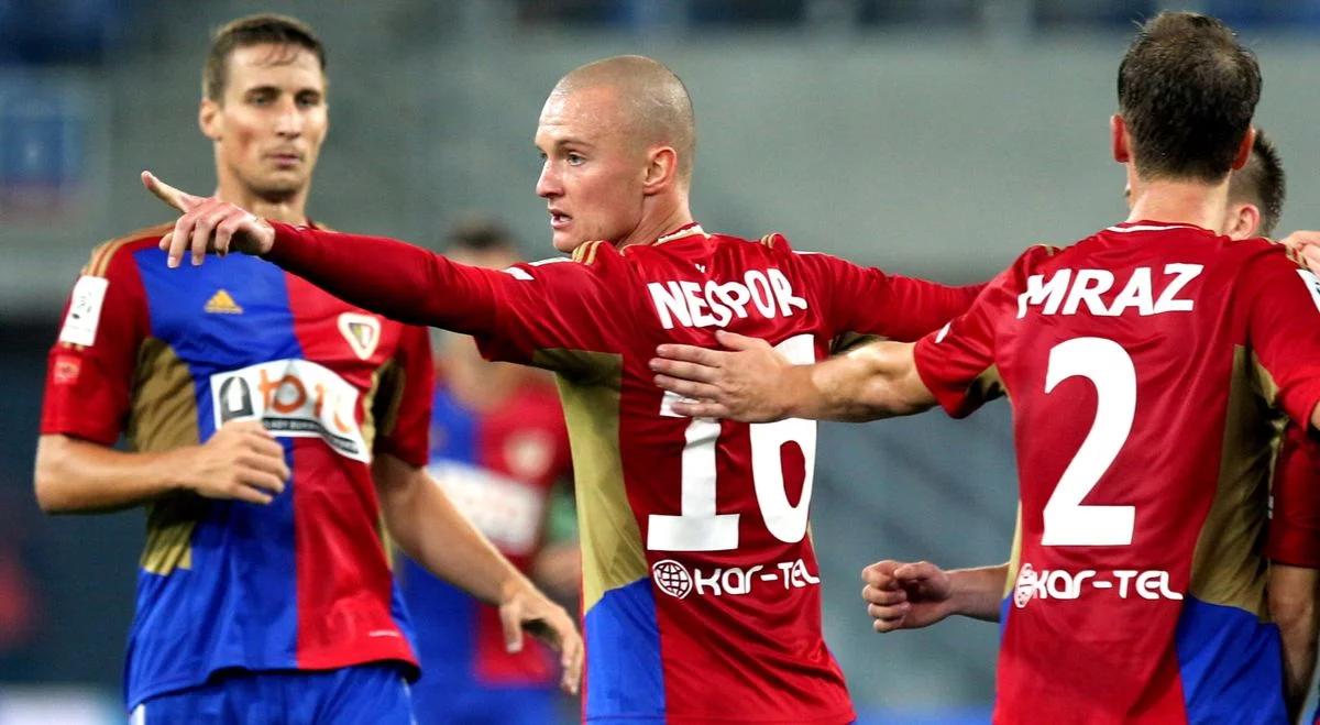 Ekstraklasa: Piast Gliwice - Lechia Gdańsk. Piast umocnił się na pozycji lidera
