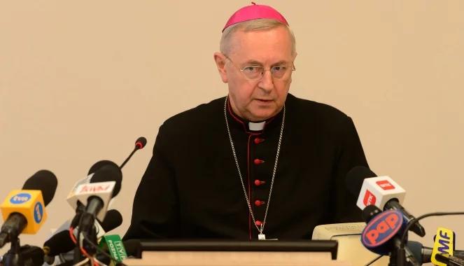 Abp Stanisław Gądecki: objęcie troską nieregularnych związków osiągnięciem synodu 