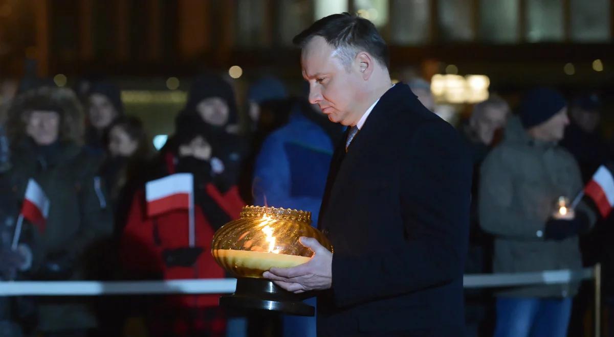Rocznica stanu wojennego. Światło Wolności w Warszawie i Brukseli