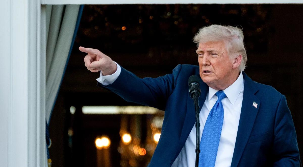 Nietypowe zachowanie Trumpa. Dziennikarz pyta o jego oko