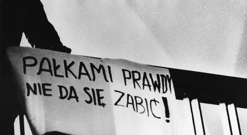 Wydarzenia marcowe. Prof. Eisler: wystarczyła mała iskra żeby ta beczka prochu wybuchła