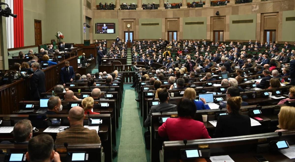 "Posłowie nie są w żaden sposób uprzywilejowani". CIS odpowiada na artykuł Onetu nt. podatków