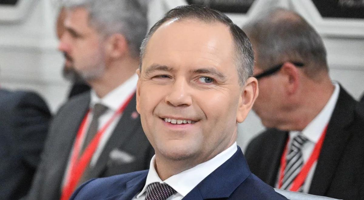 Komornik wejdzie na minimalną? Wniosek u premiera i prezydenta