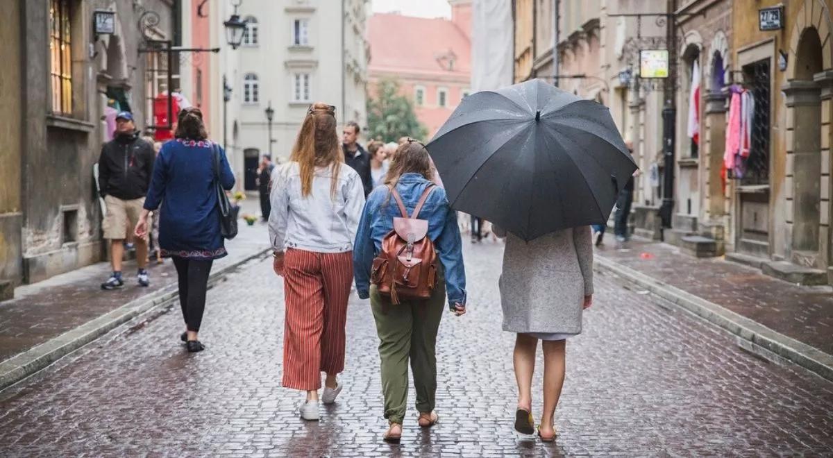 Deszczowa środa w całym kraju. Na północy zagrzmi