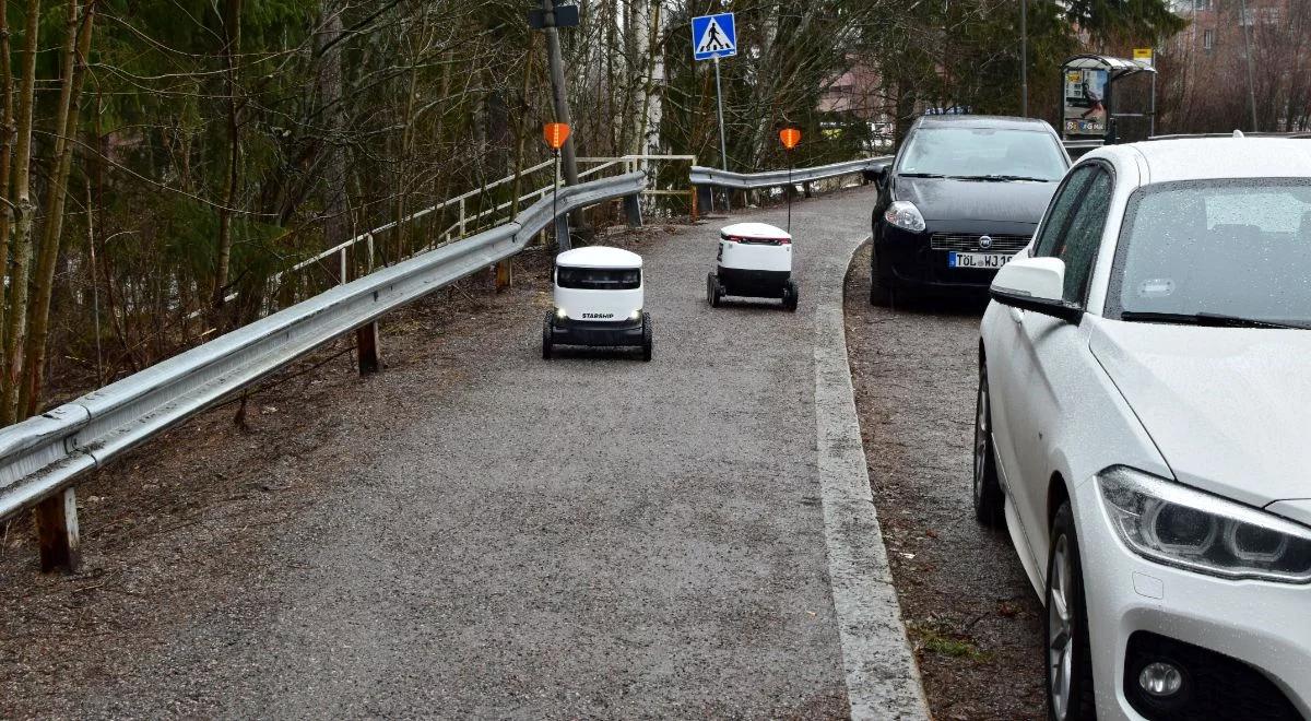 Robot uszkodził zaparkowany samochód i... uciekł z miejsca zdarzenia