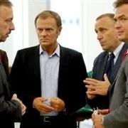 "Rz": co drugi Polak nadal chce głosować na PO
