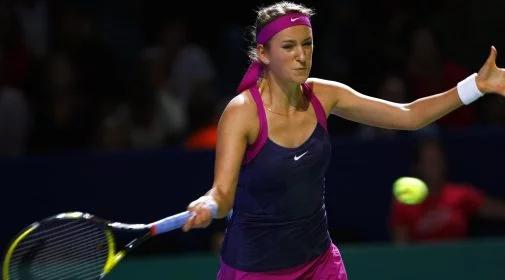 Azarenka nie dała szans Stosur. Szarapowa rezygnuje!