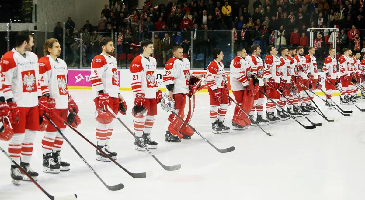 MŚ w hokeju 2024. Reprezentacja Polski znowu w elicie. Kiedy grają Biało-Czerwoni? [TERMINARZ] 