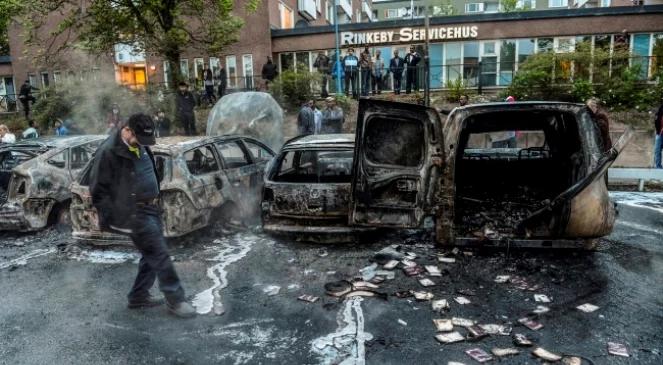 Szwecja: po Sztokholmie zamieszki w kolejnych miastach