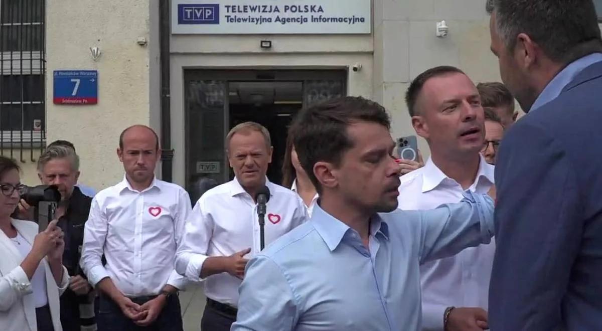 Tusk na konferencji zastrasza dziennikarzy. Gdy Michał Rachoń chciał mu zadać pytania, grożono policją