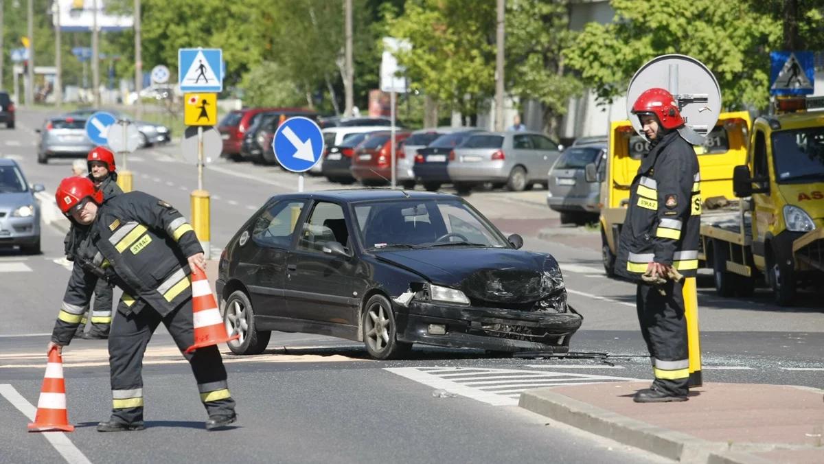 Jeden kierowca płaci za OC 600 zł, drugi 2700 zł. Do którego ci bliżej?