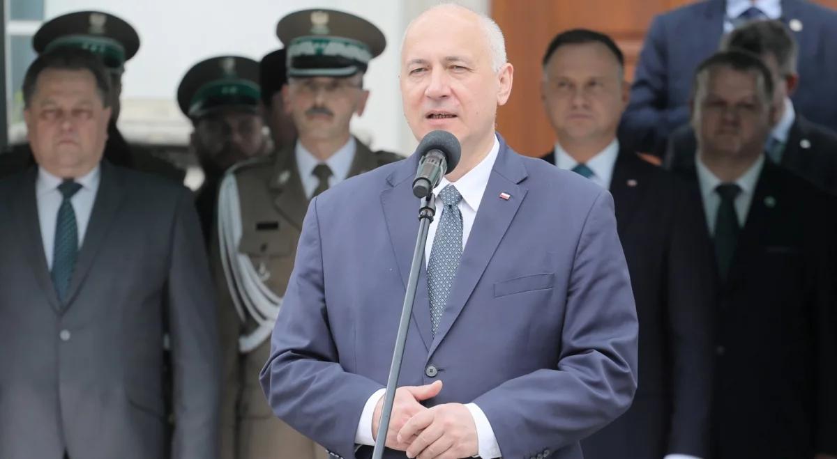 Szef MSWiA o ataku w Busku-Zdroju. "Sprawca musi ponieść najsurowsze konsekwencje"